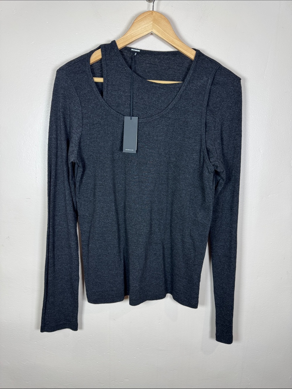 Monrow NWT Womens Long Sleeve Scoop Neck Top Asymmetrical Gray Rib Knit XL